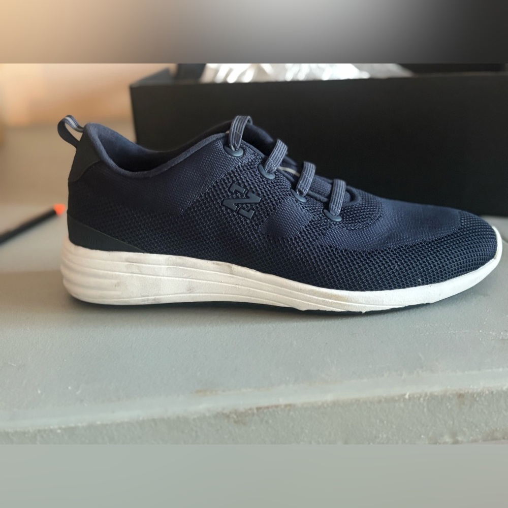 ** Shoes ** - Picture 3 of 9